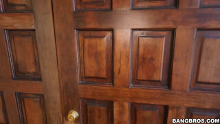 Mommys Naughty Secret: Sons Pussy Lickin Fun