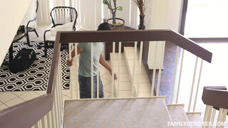 Sisters Secret: Sucking Big Brothers Big Dick