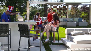 Mom n Me: A Twin-Sibling Cock-Suckin Bonanza