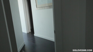 Sibling Bargain: Pocket Money for a Blowjob